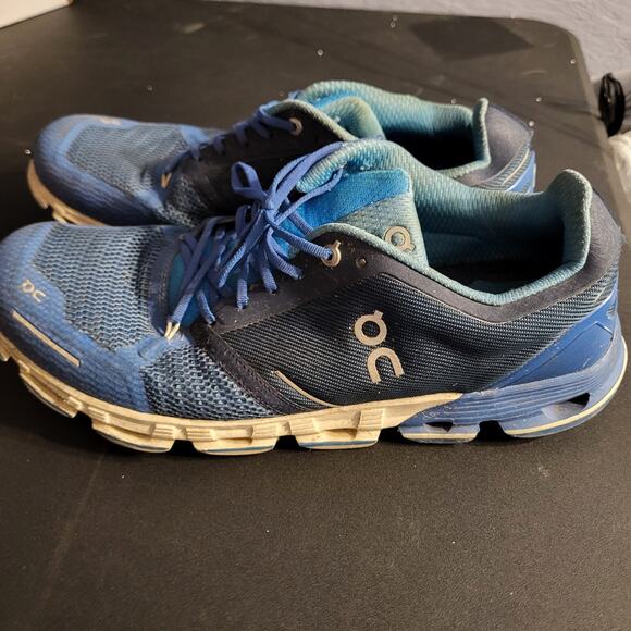 Oncloud Blue Running Shoes, Size 11.5 Men's Used - Picture 2 of 7